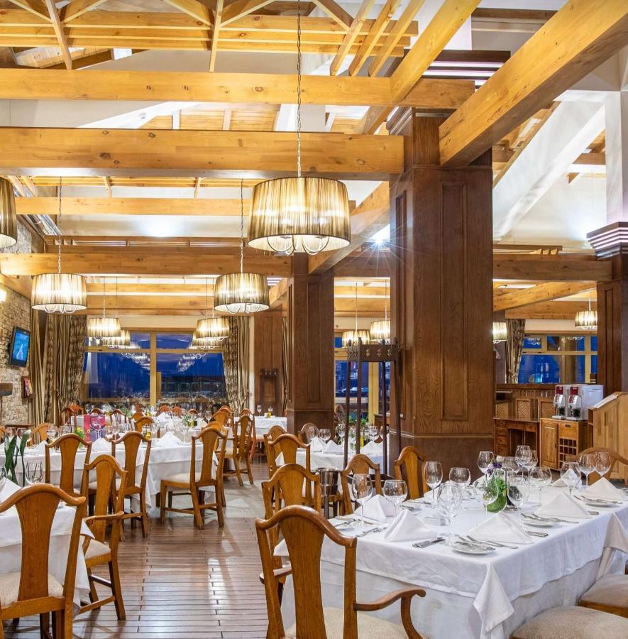Villa Four Seasons 라즐로그 외부 사진