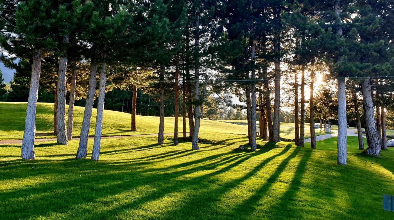 Villa Four Seasons 라즐로그 외부 사진